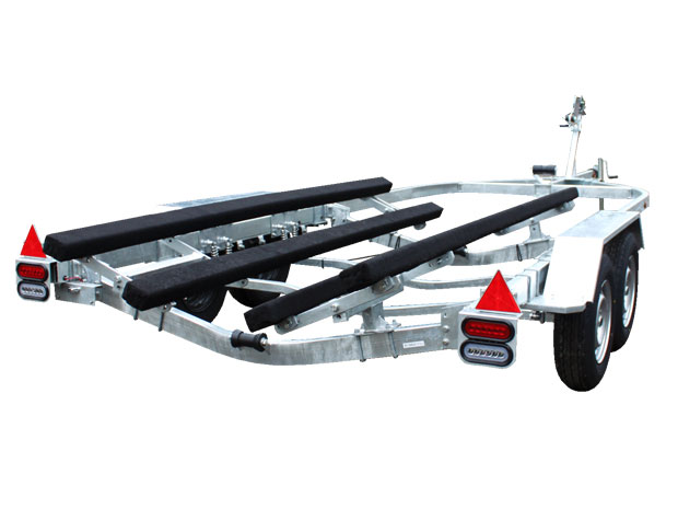 BT-74 �{�[�g�p�g���[���[