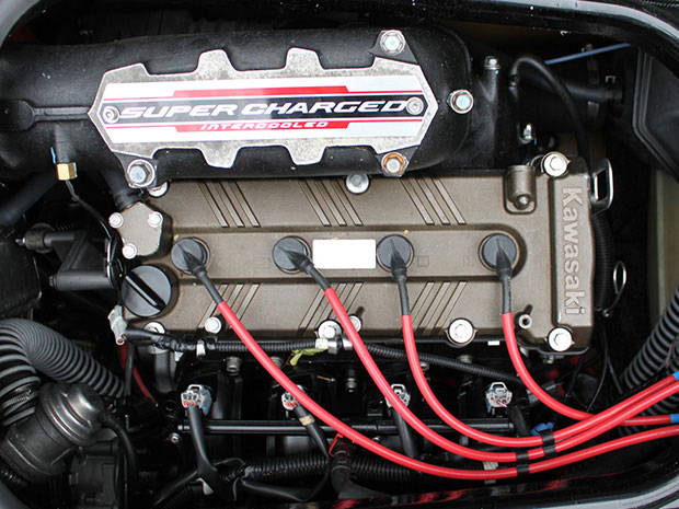 ���ÃW�F�b�g�X�L�[ KAWASAKI JS ULTRA 310X