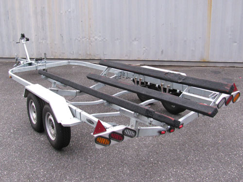 ���Ãg���[���[ BT-74 �{�[�g�p�g���[���[_1